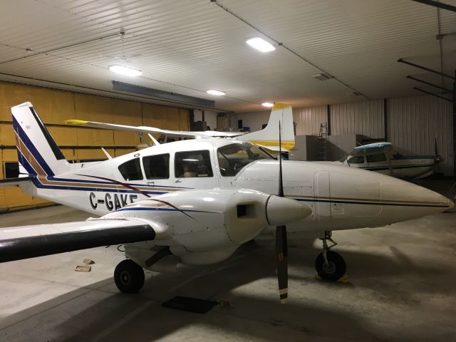 Piper Aztec (C-GAKE)