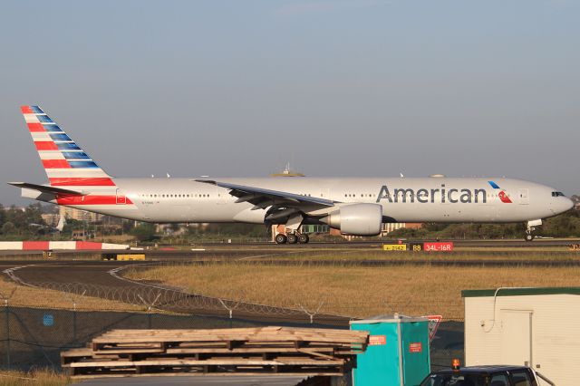 BOEING 777-300ER (N719AN)