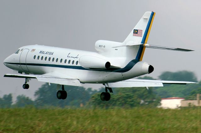 Dassault Falcon 900 (M3701)