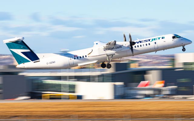 de Havilland Dash 8-400 (C-GENO)