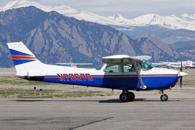 Cessna Skyhawk (N73670)