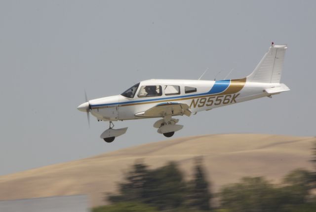 Piper Cherokee (N9556K)