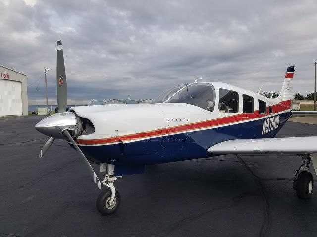 Piper Saratoga (N976WB)