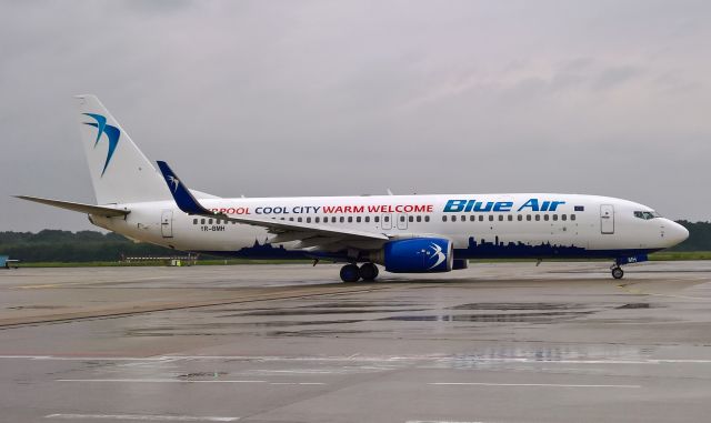 Boeing 737-800 (YR-BMH)