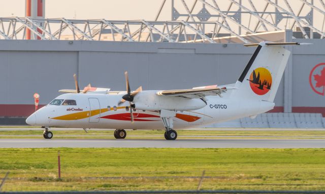 de Havilland Dash 8-100 (C-GTCO)