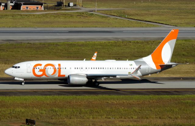 Boeing 737-800 (PR-XMI)