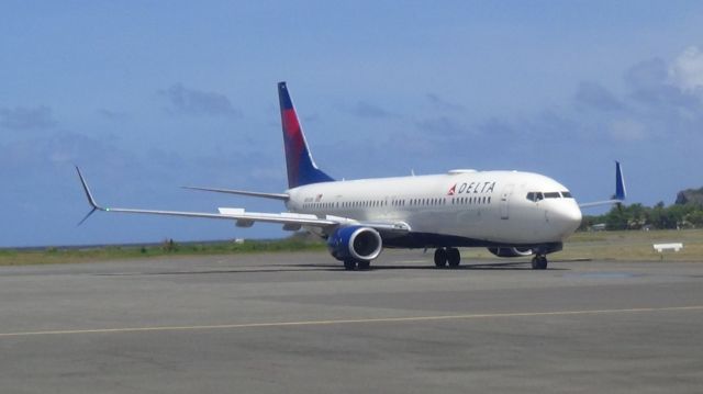 Boeing 737-900 (N861DN)