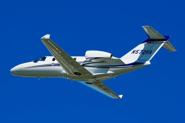 Cessna Citation M2 (N572VA)