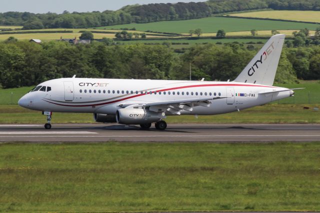 Sukhoi Superjet 100 (EI-FWA)