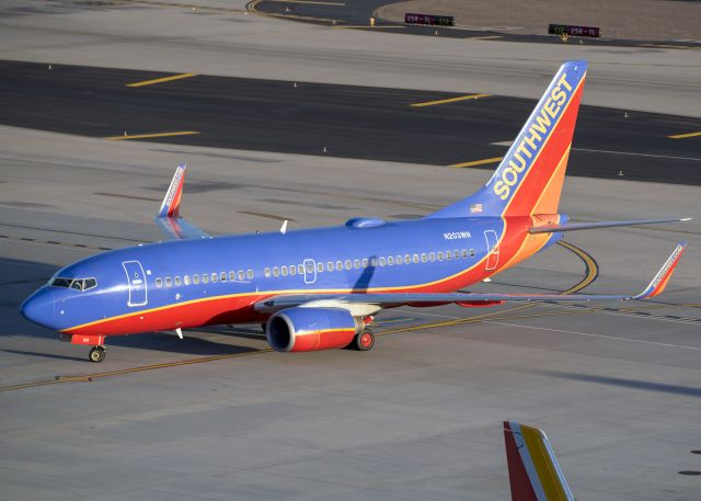 Boeing 737-700 (N203WN)