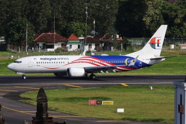 Boeing 737 MAX 8 (9M-MVB) - "Malaysia Negaraku" livery