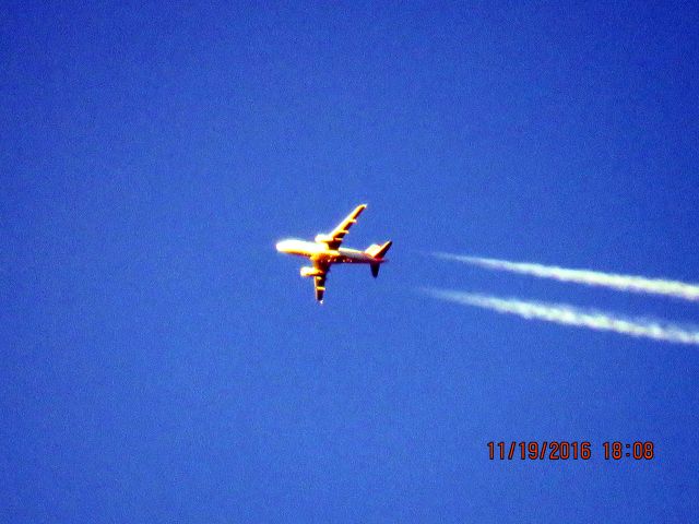 Airbus A319 (N805AW)