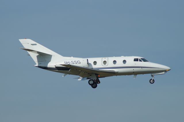 Dassault Falcon 20 (9H-SSG)