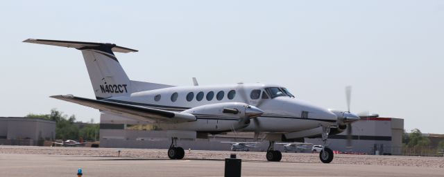 Beechcraft Super King Air 200 (N402CT)