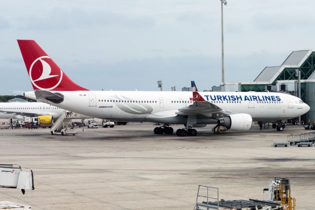 Airbus A330-200 (TC-JIR)