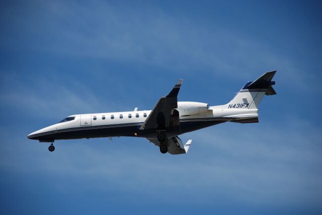 Learjet 45 (LXJ432) - N431FX Learjet 45 operated by Bombardier Flexjet, landing at YYZ, arriving from IAD. July 15/08.