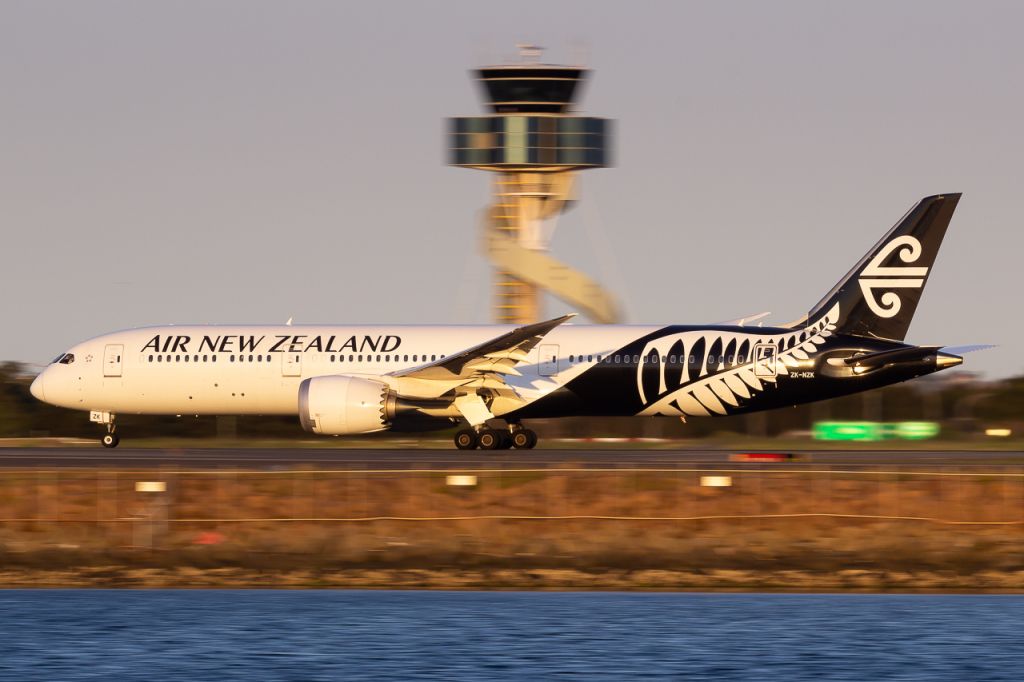 Boeing 787-9 Dreamliner (ZK-NZK)