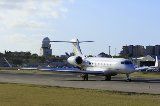 Gulfstream Aerospace Gulfstream G650 (N540W) - N540W landing at TNCM