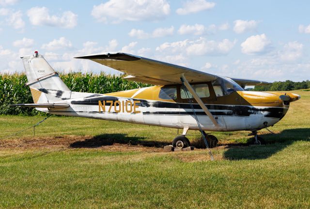 Cessna 175 Skylark (N7010E)