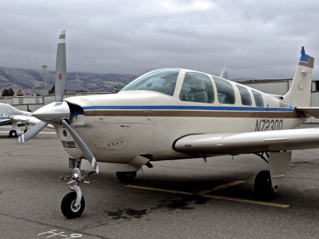 Beechcraft Bonanza (36) (N7230D) - Local Bonanza sitting in front of its hangar a few hours before departure.
