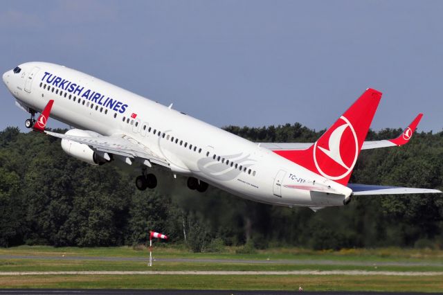 Boeing 737-900 (TC-JYA)