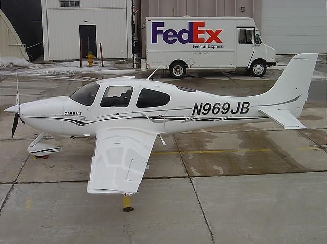 Cirrus SR-22 (N969JB)