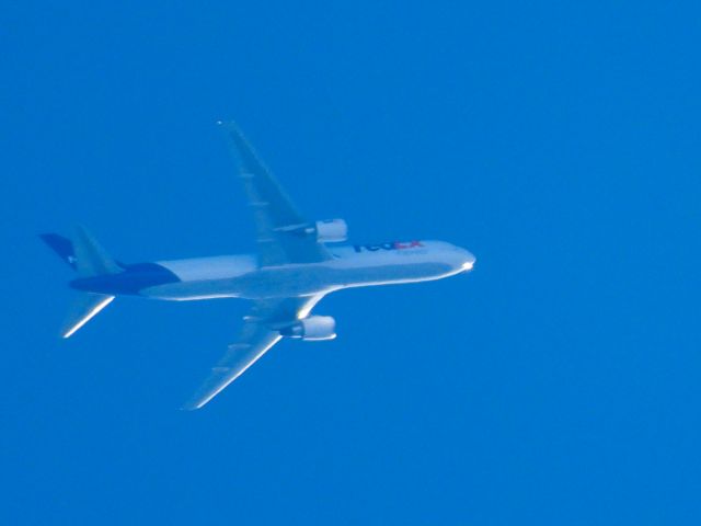 BOEING 767-300 (N172FE) - FDX907br /MEM-GEGbr /10/18/22