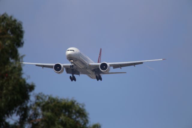 BOEING 777-300ER (TC-JJN)