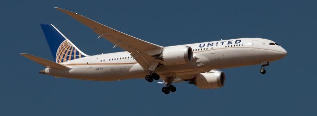 Boeing 787-8 (N20904)