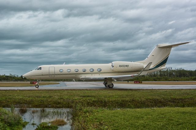 Gulfstream Aerospace Gulfstream IV (N450WB)