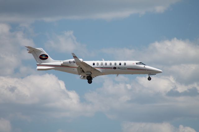 Learjet 45 (C-GMCP)