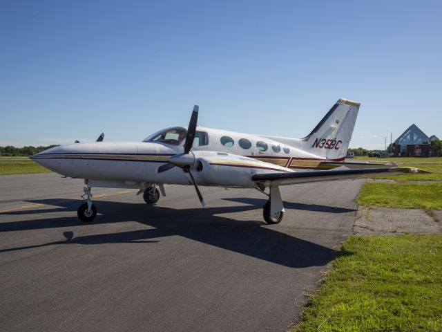 Cessna 421 (N35BC) - The best piston engine twin. Geared engines. Very quiet cabin. 21 JUN 2019.