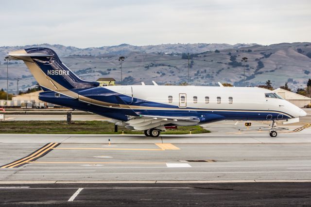 Canadair Challenger 350 (N350RX)