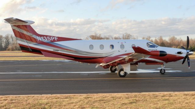 Pilatus PC-12 (N135PF)