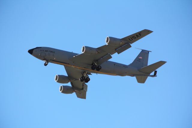 Boeing C-135FR Stratotanker (N71432)