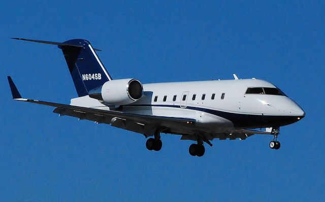 N604SB — - Canadair CL-600-2B16 Challenger 604 N604SB (cn 5569)  North Las Vegas Airport (IATA: VGT, ICAO: KVGT, FAA LID: VGT) Photo: Tomas Del Coro 3-12-2010