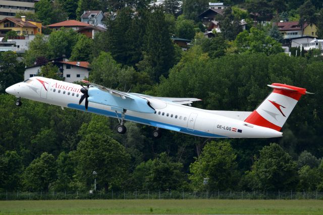 de Havilland Dash 8-400 (OE-LGG)