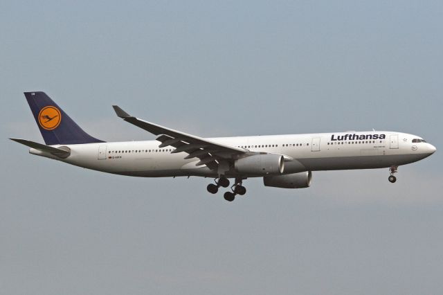 Airbus A330-300 (D-AIKN)