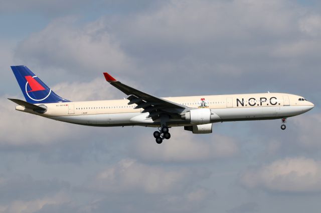 Airbus A330-300 (TC-OCA)