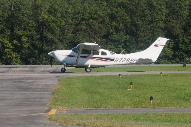 Cessna 206 Stationair (N7269P)