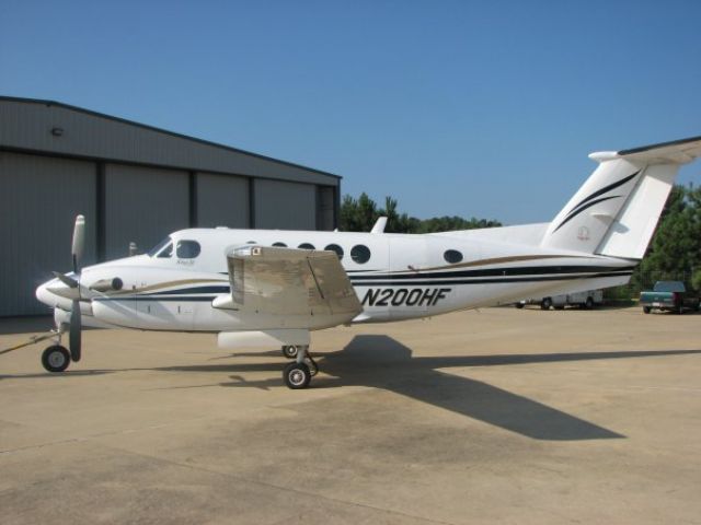 Beechcraft Super King Air 200 (N200HF)