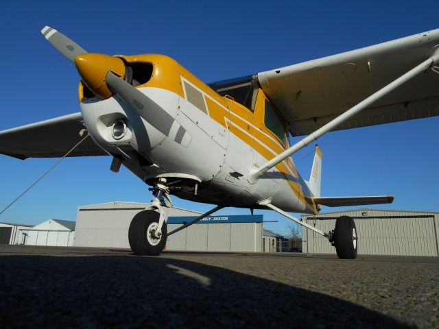 Cessna 152 (N49878)