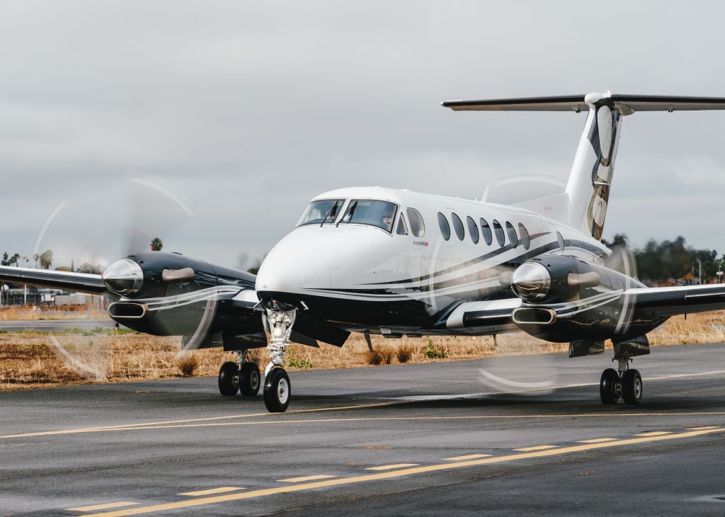 Beechcraft Super King Air 350 (N359DC)