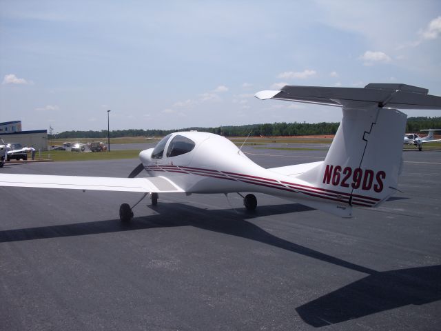 Diamond Star (N629DS) - Diamond DA40 owned by Falcon Aviation Academy