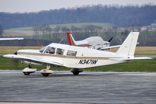 Piper Saratoga (N3471W) - Seen at KFDK on 11/22/2009.      a href=http://discussions.flightaware.com/profile.php?mode=viewprofile&u=269247  [ concord977 profile ]/a