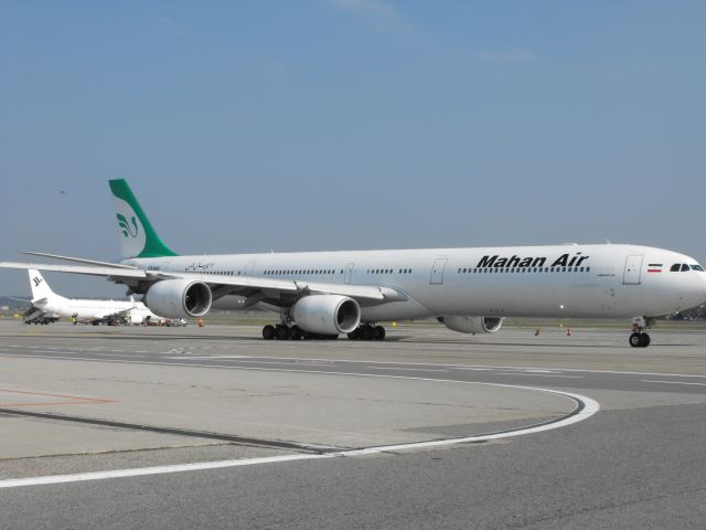 Airbus A340-600 (EP-MME)