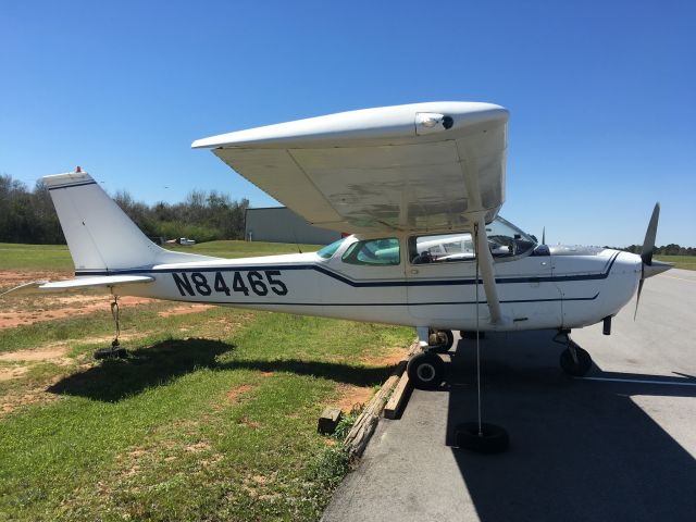 Cessna Skyhawk (N84465)