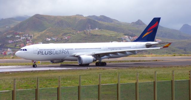 Airbus A330-200 (EC-JQG)