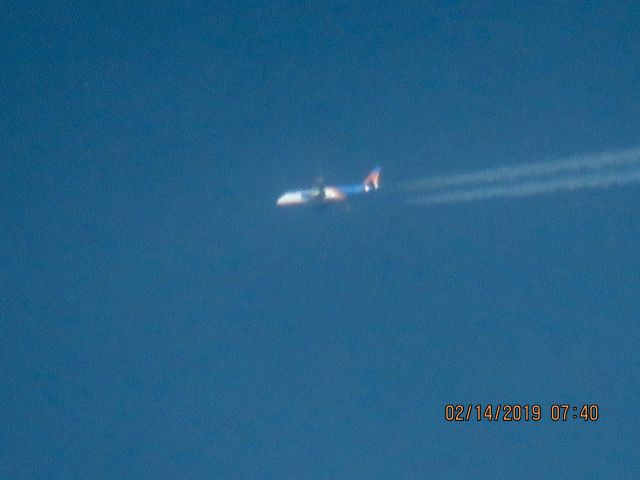 Airbus A320 (N241NV)