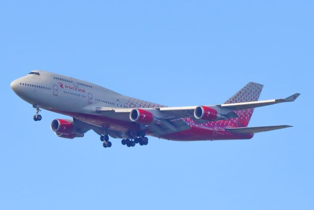 Boeing 747-400 (RA-73286)